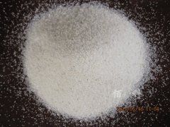 如何更換反滲透粗濾罐中的石英砂濾料？